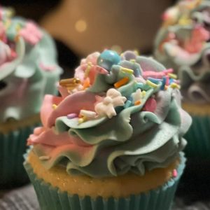 Cupcakes Mel Rose Bakery Slider